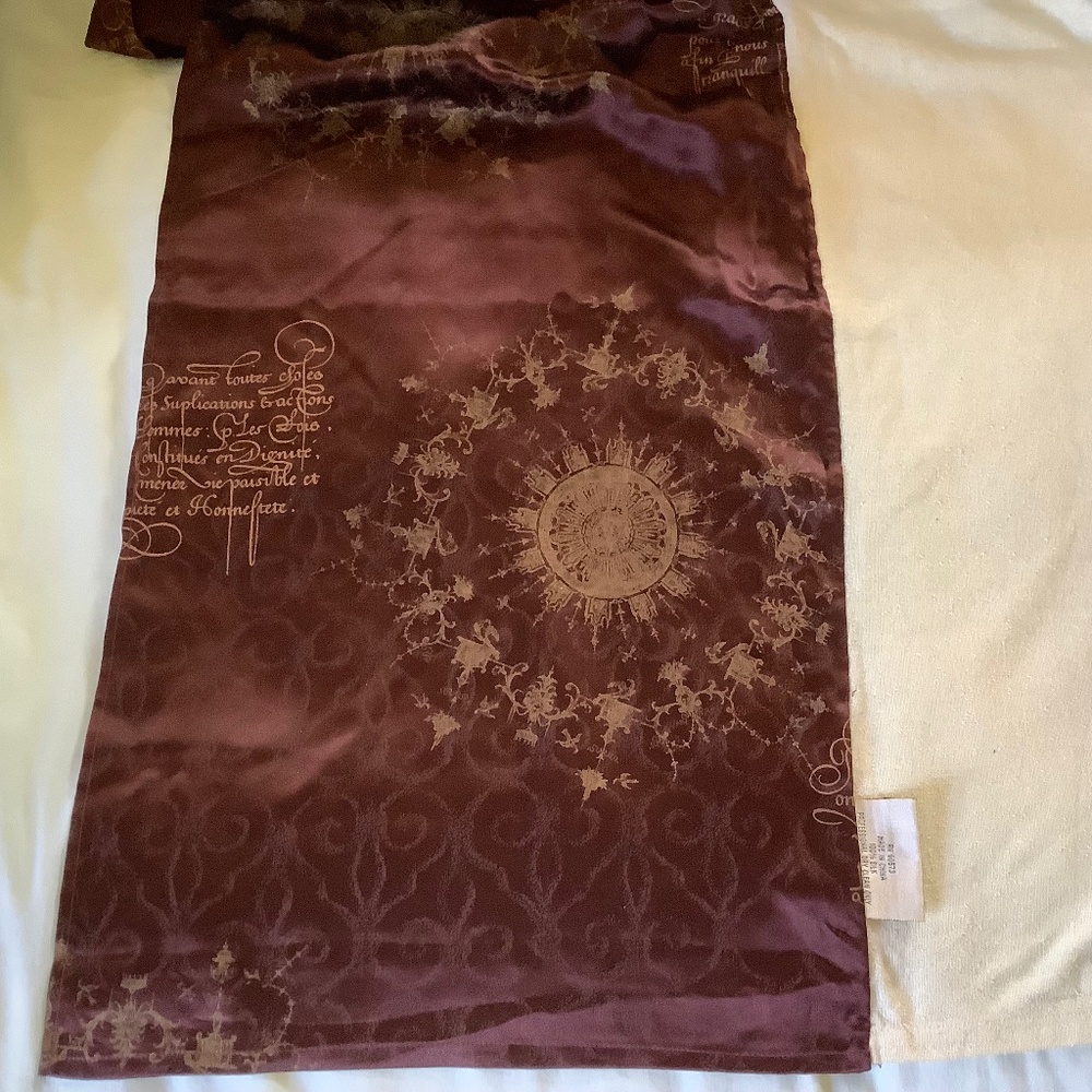Neiman Marcus Vintage 100% Silk King Bed Skirt Maroon